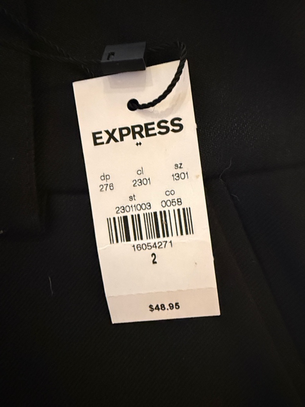 Express Black High-Waist Cuffed Dress Shorts - Picture 4 of 5